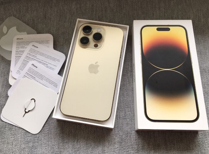 Apple iPhone 14 PRO 95% ładny smartfon