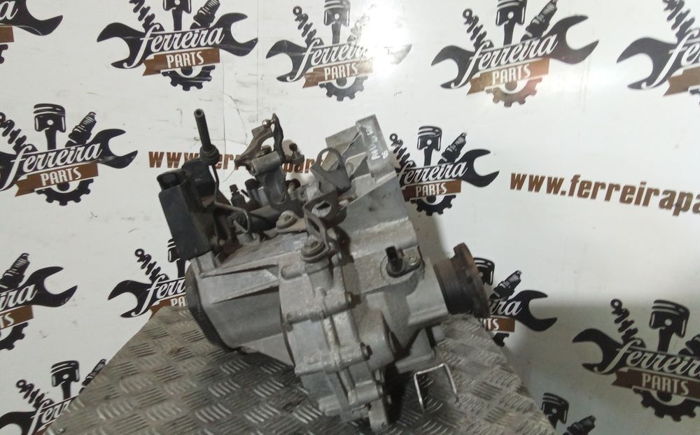 CAIXA DE VELOCIDADES VOLKSWAGEN POLO 1.4I REF: GEX