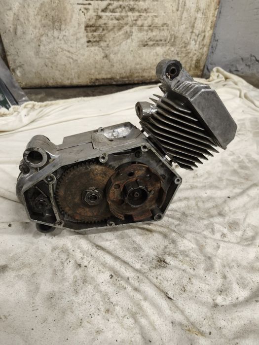 Sprzedam silnik do Rometa 023