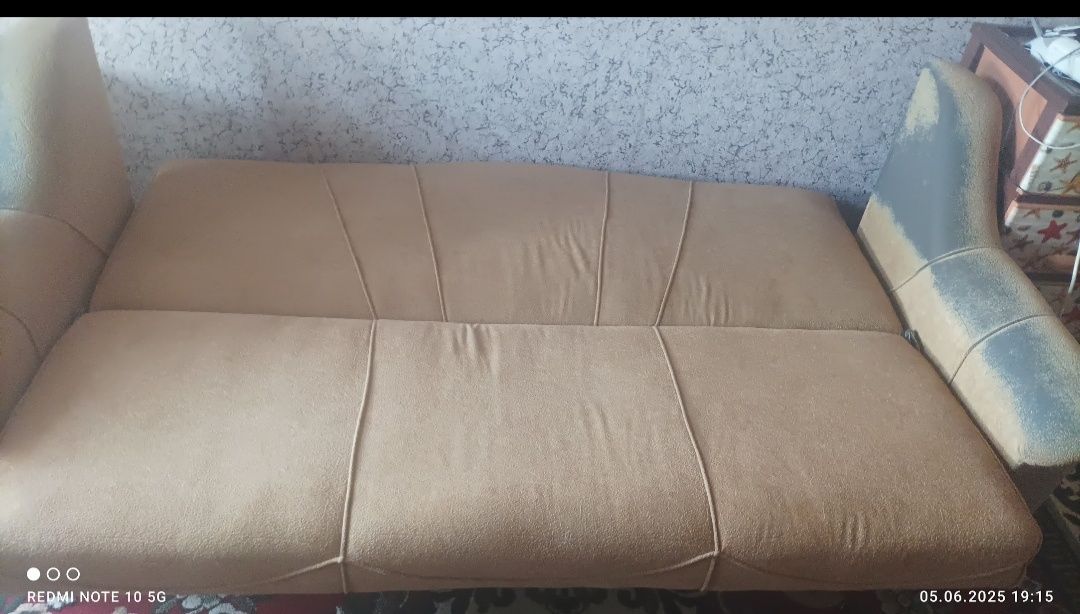 Продам розкладний диван
