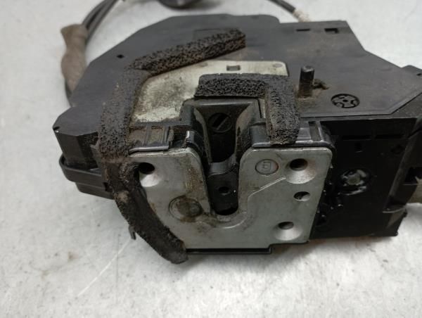 Fechadura / fecho porta trás esquerdo RENAULT Captur (J5_)