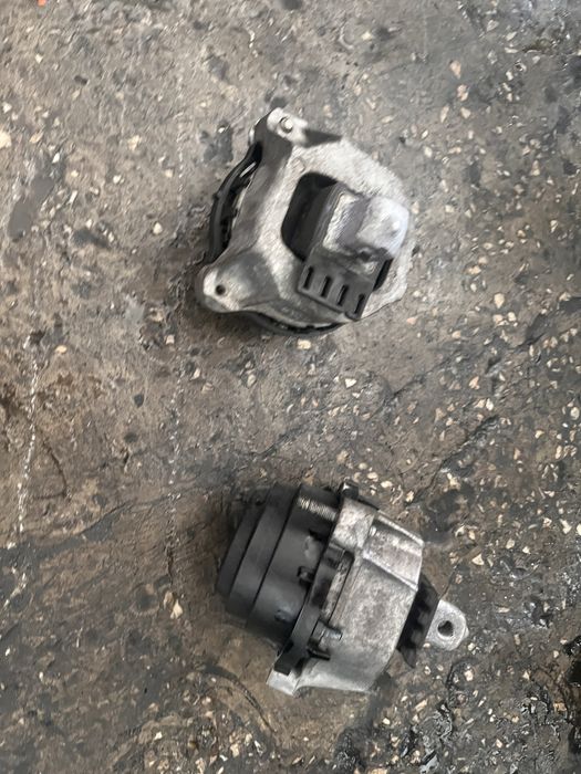 Bmw f11 g12 poduszka silnika prawa lewa 3.0d