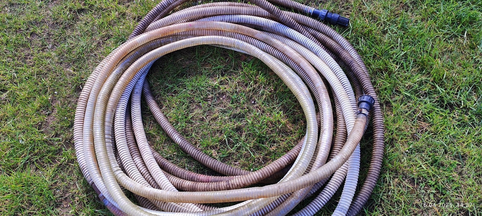 Pompa ssąca hydrofobowa 1100 W + wąż zbrojony z zaworem i koszem
