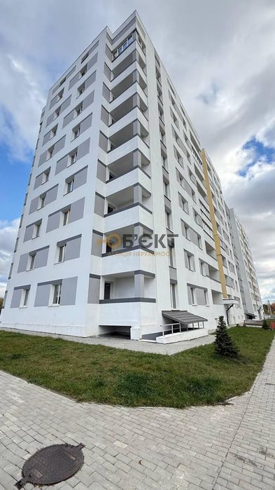 Простора 2к.кв. 64 м2, ЖК Сказка, м.Холодная Гора, єВідновлення!