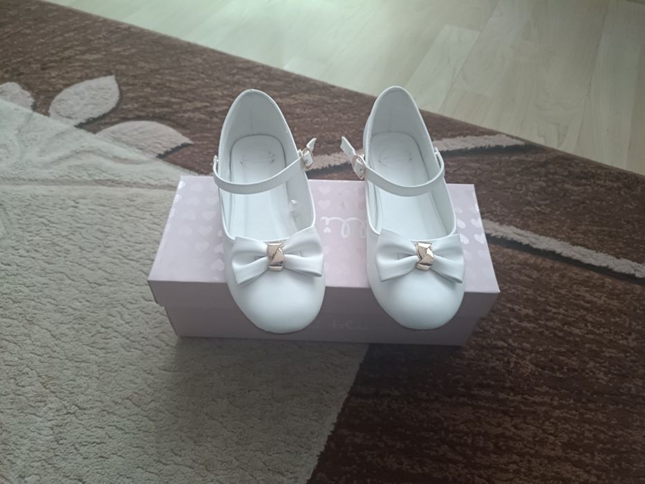 Buty komunijne białe rozmiar 33