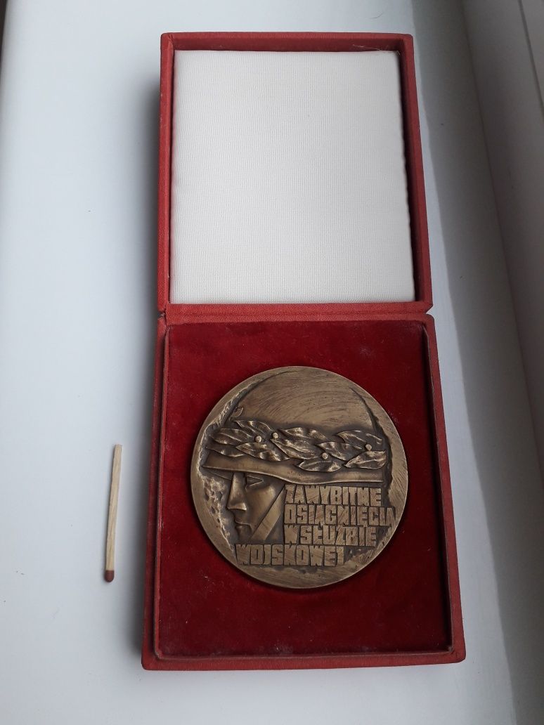 PRL LWP medal pamiątkowy za wybitne osiągnięcia w służbie wojskowej