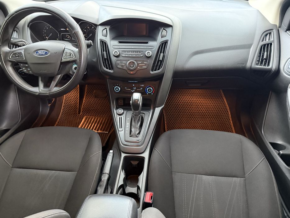 Ford Focus 2015 год АВТОМАТ