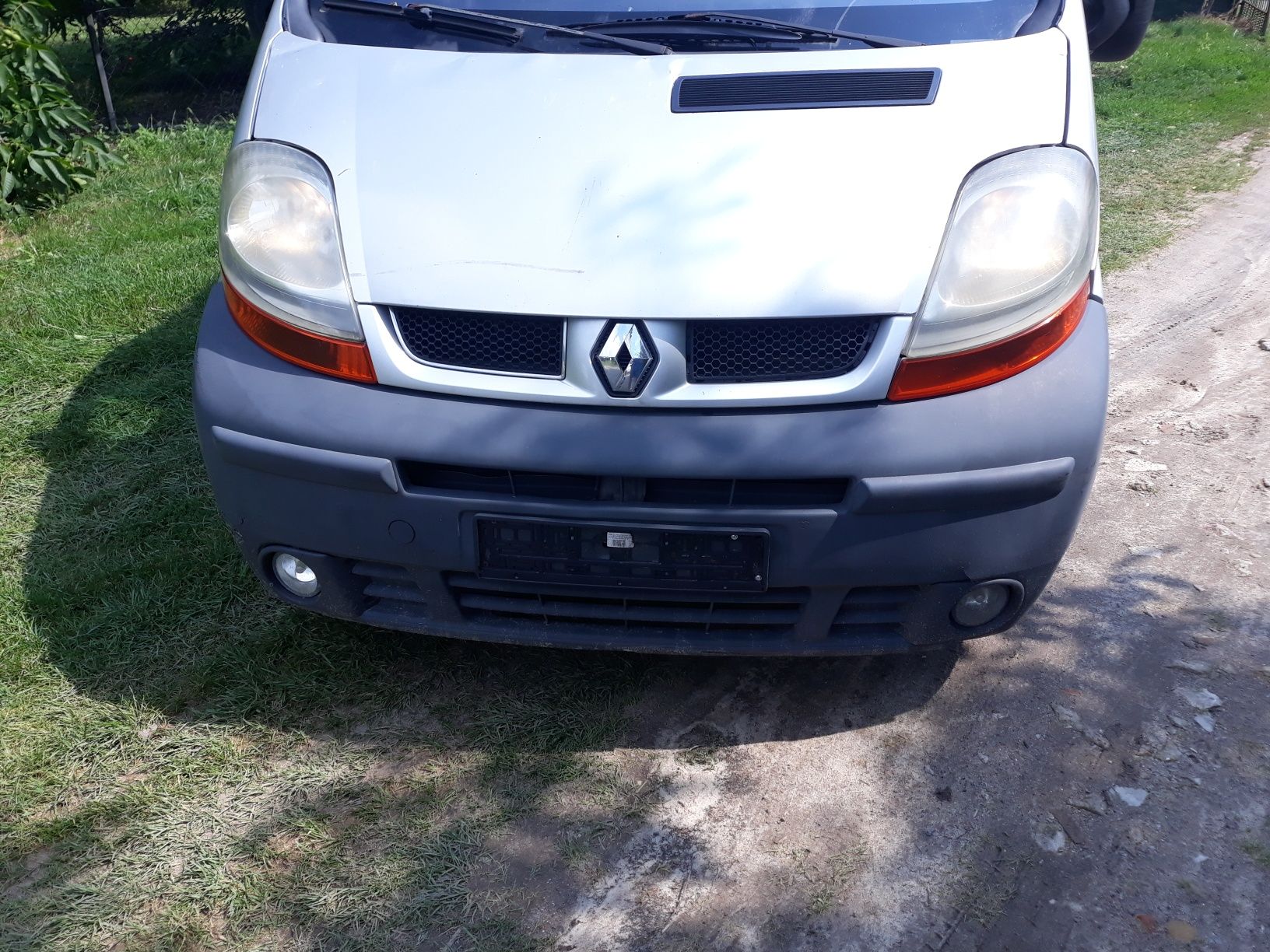 Renault trafic vivaro 1.9dci 101 silnik skrzynia i inne