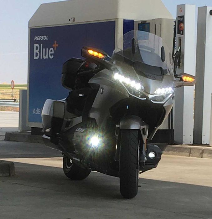 Moto Gold GL 1800cc