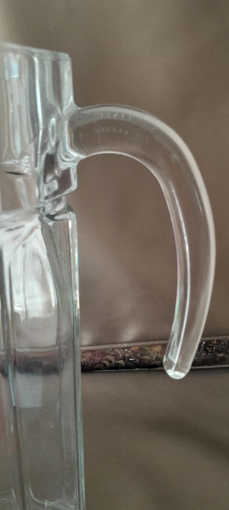 Dzbanek szklany 1 ,8 l na napoje