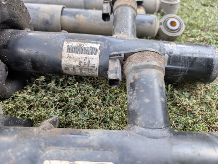 Комплект амортизаторів VW CC