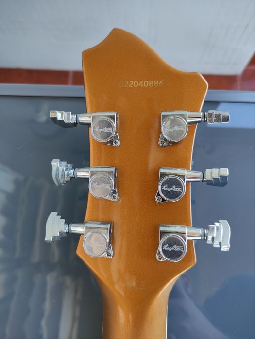 Hagstrom Viking Gold Justin York