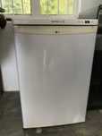 Mini congelador branco vertical LG expresscool