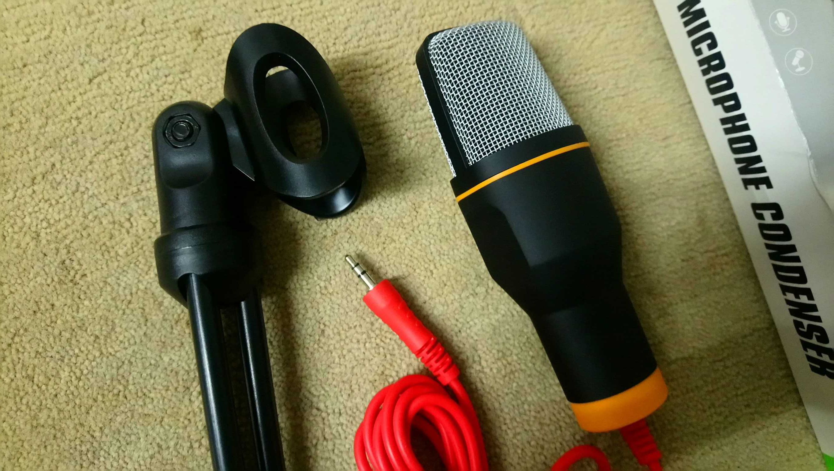 Microfone condensador com tripé