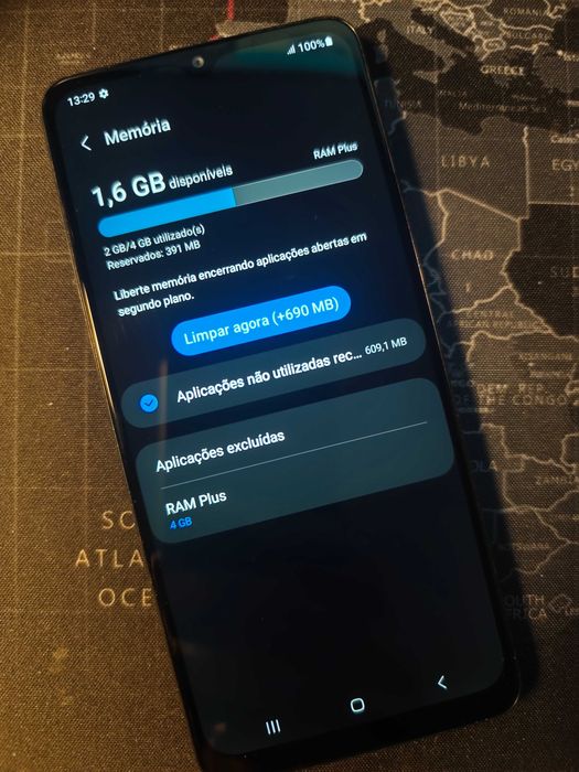 Samsung M12 - 64GB + 4GB