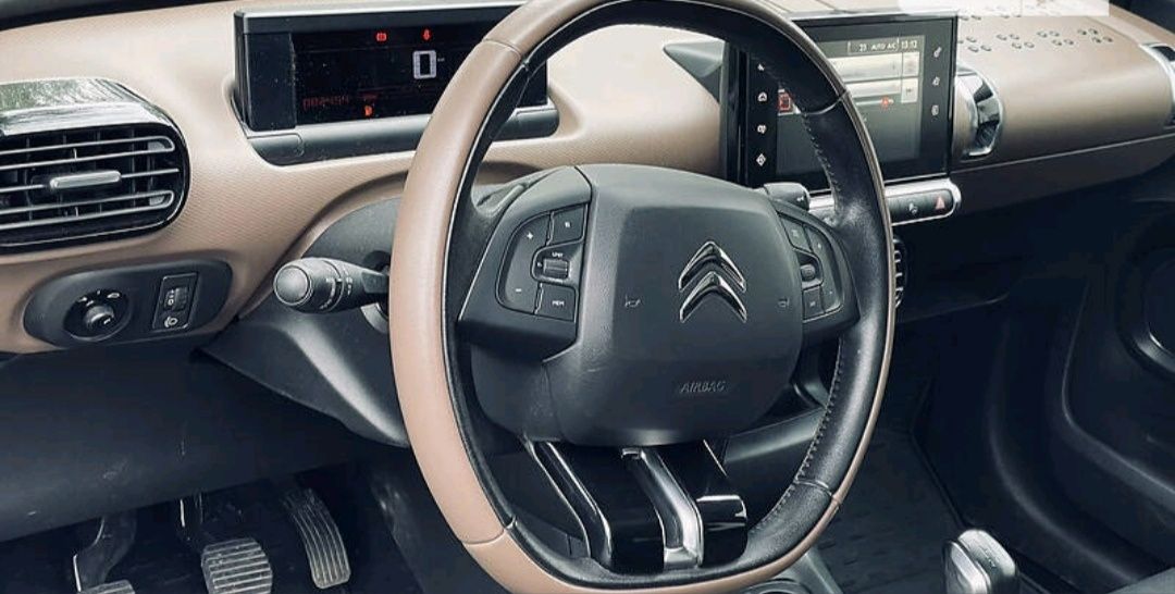 Citroen Cactus, 1,2 турбіна, бензин,110л.с.