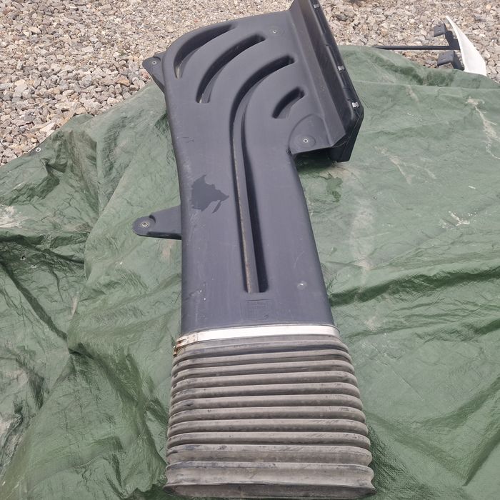 Komin wlot powietrza kabiny Renault gama t