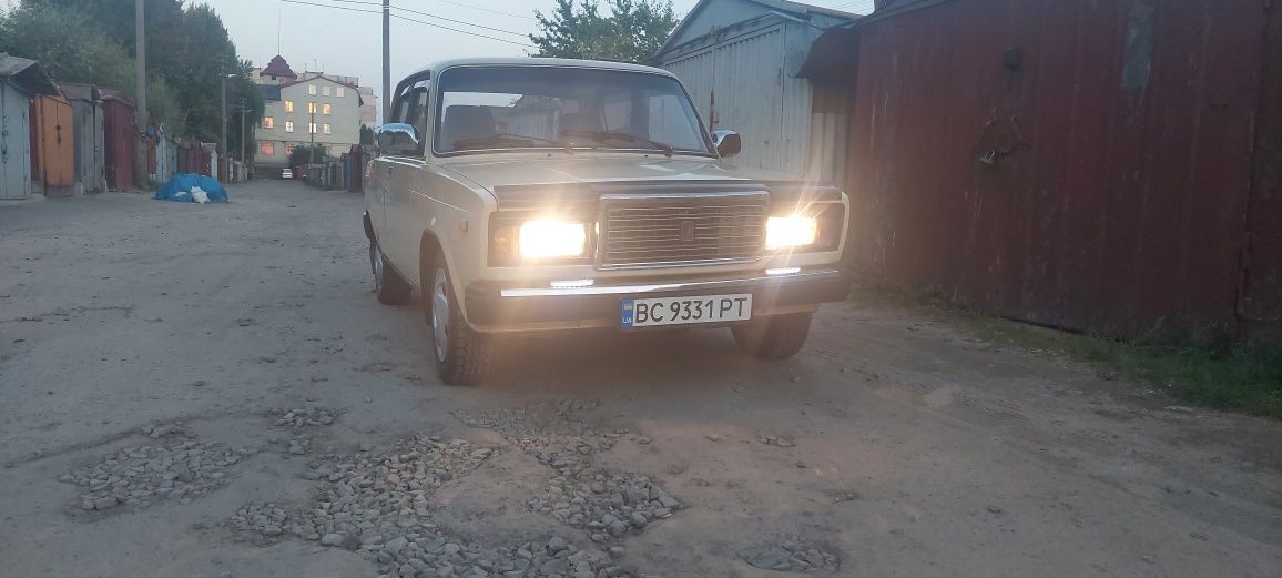 Ваз 2107  Lada 1300s