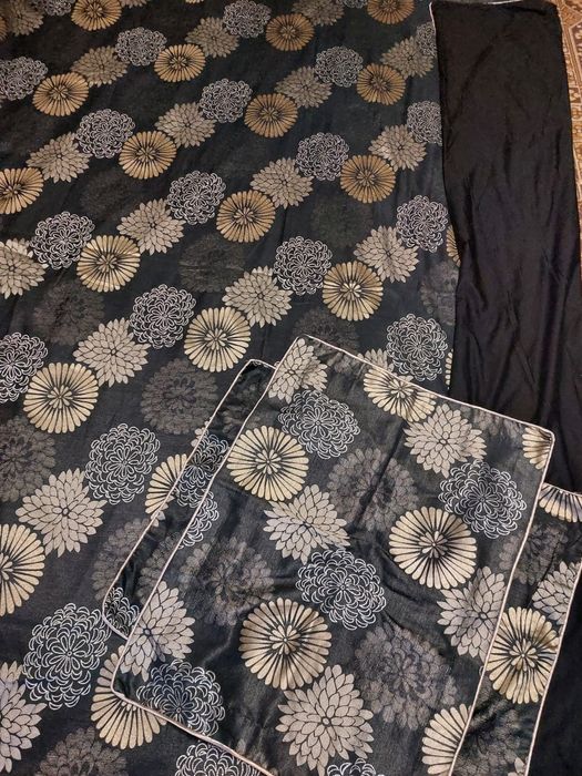 Постельное бельё:двухспальное;евро.