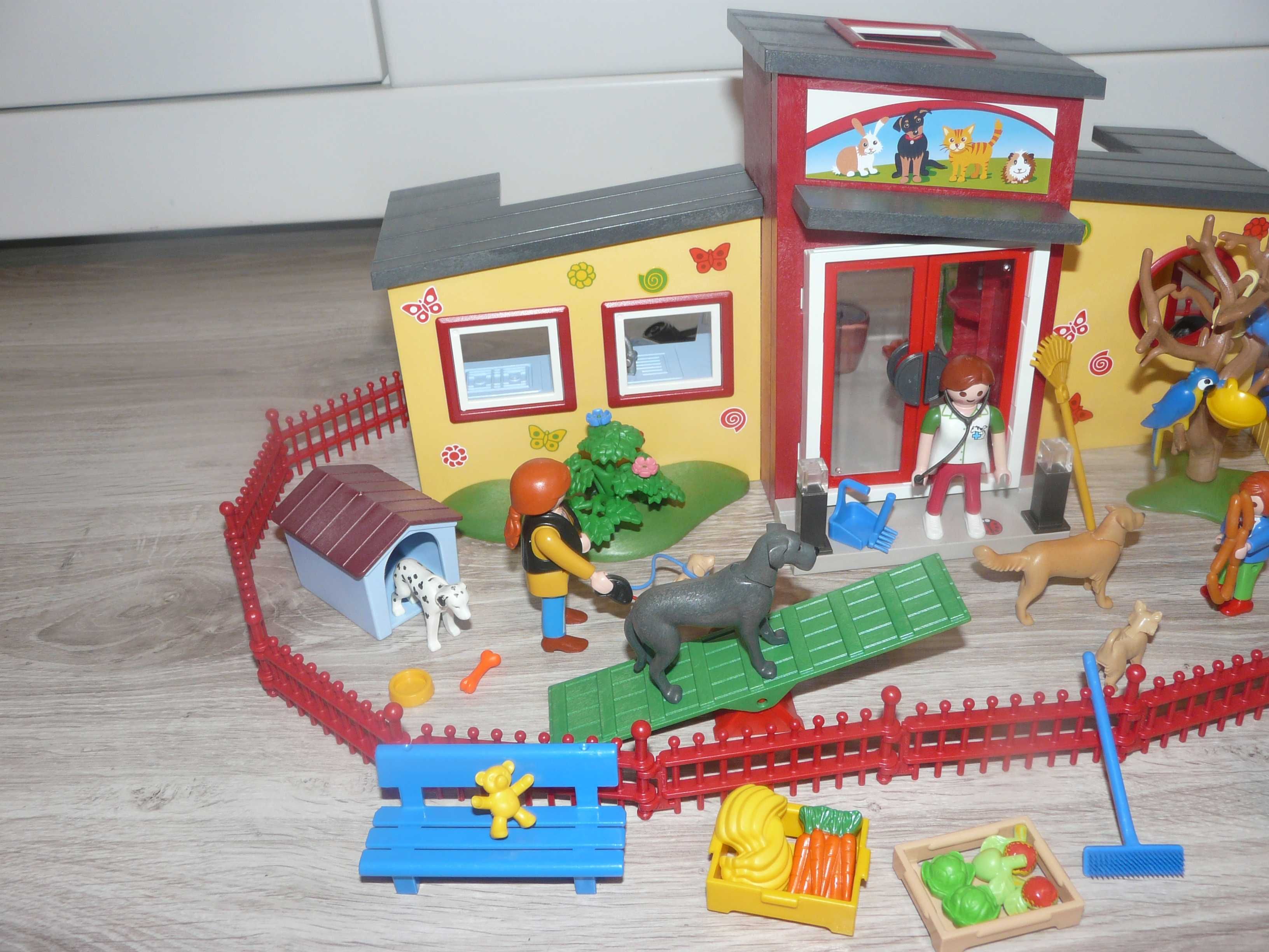 Playmobil hotel dla zwierząt z rentgenem