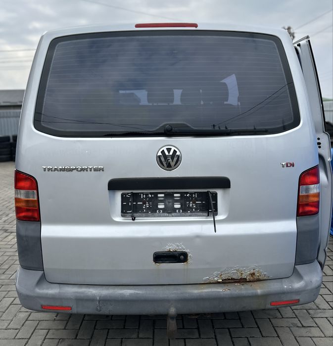Задня ляда зі склом Volkswagen T5 2004-2010