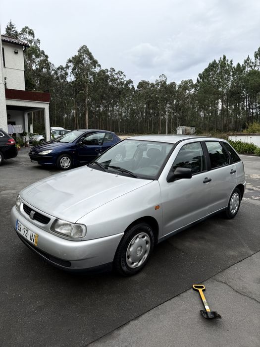Seat ibiza 1.0  carro muito bom e economico