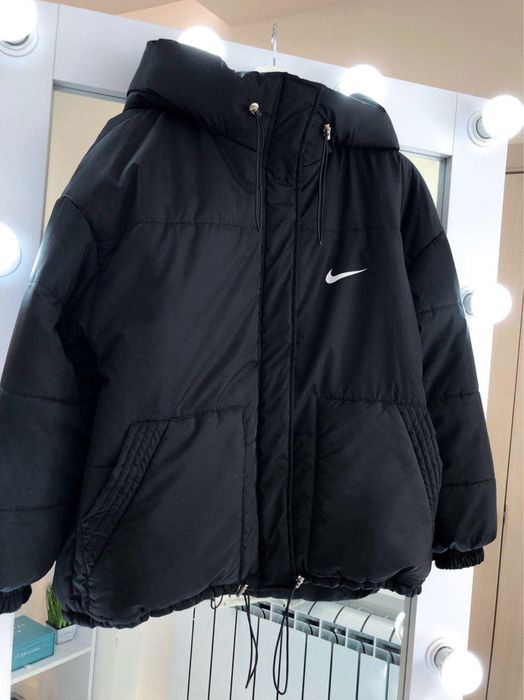 Жіноча куртка Nike, Теплий пуховик найк, Куртка nike з капюшоном