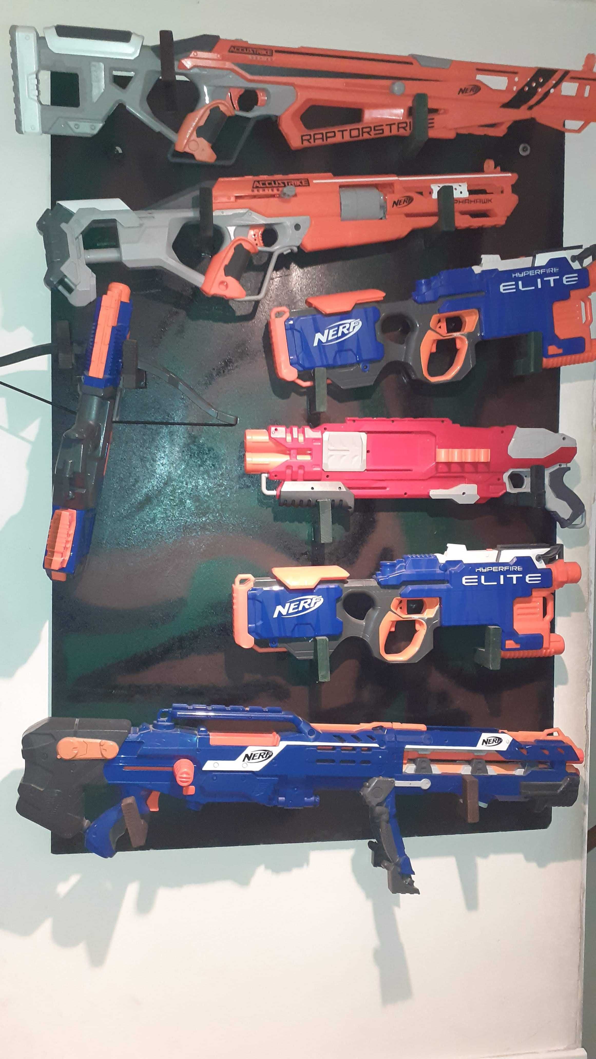 Nerf's diversas com quadro feito à medida