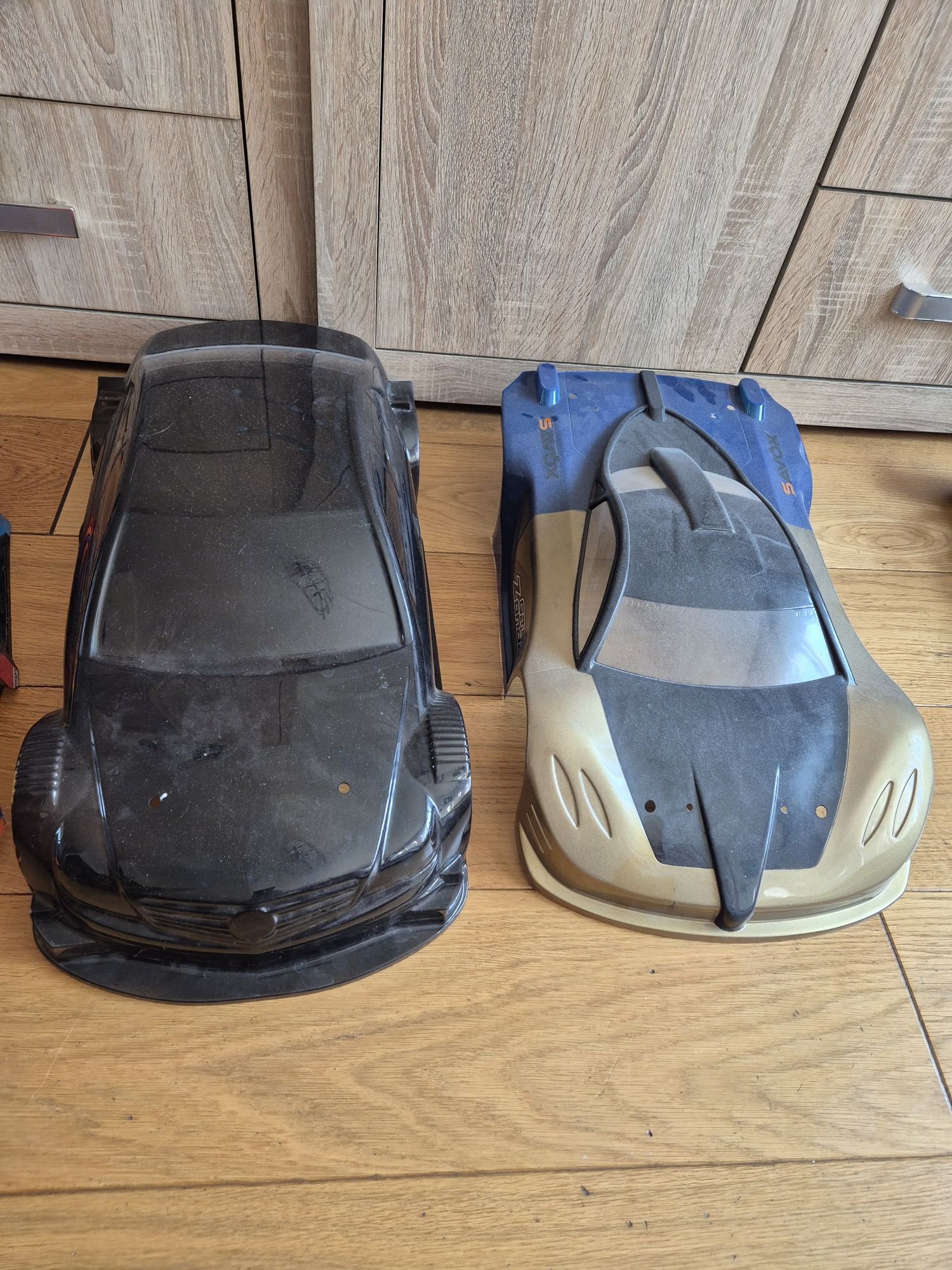Karoseria 3szt 1/8 Skala xray kyosho