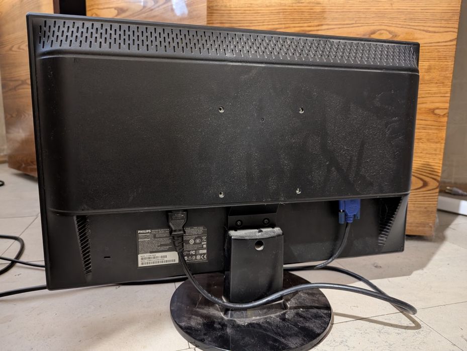 Монитор Philips 220E1SB