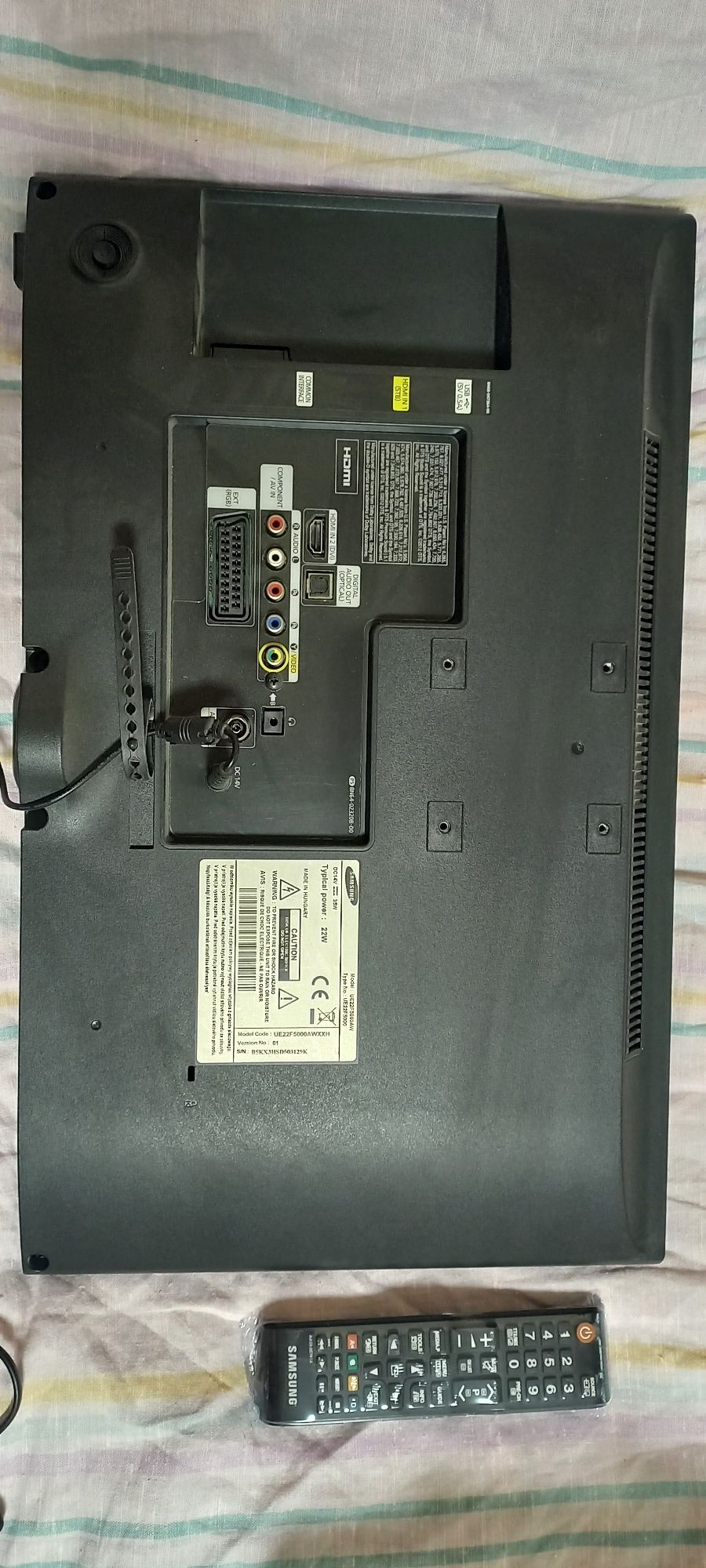 Телевізор 22дюйми  SAMSUNG UE22F5000aw б/в повністю робочий