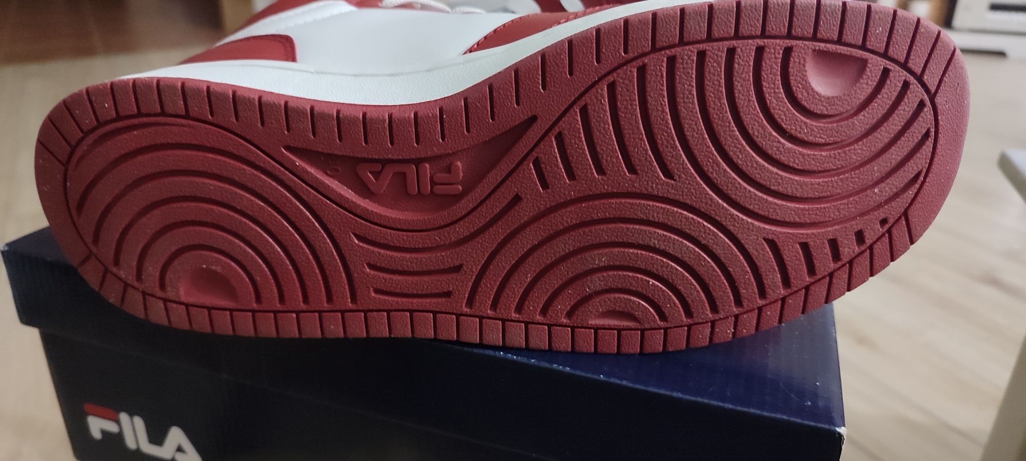 Buty FILA mid Nowe rozm. 40