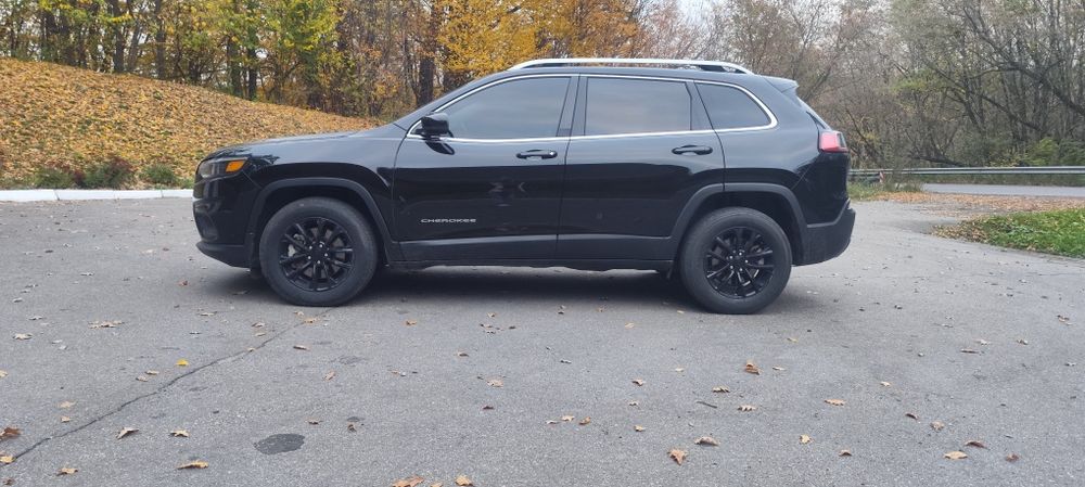 Продам Jeep Cherokee Лубни
