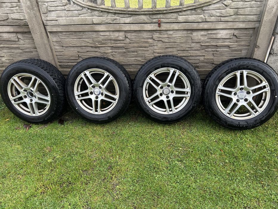 Alufelgi z oponami zimowymi Mercedes 16