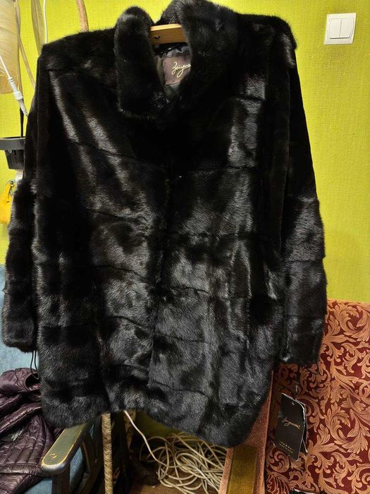 Продам нову норкову шубу