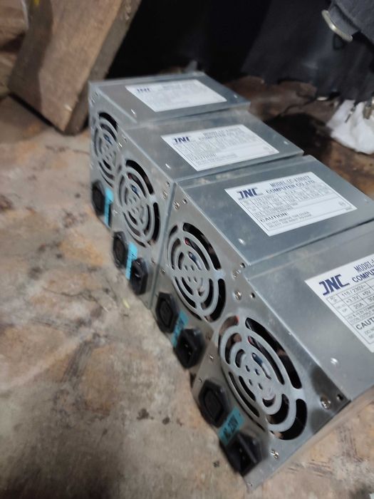 Блоки живлення від старих ПК