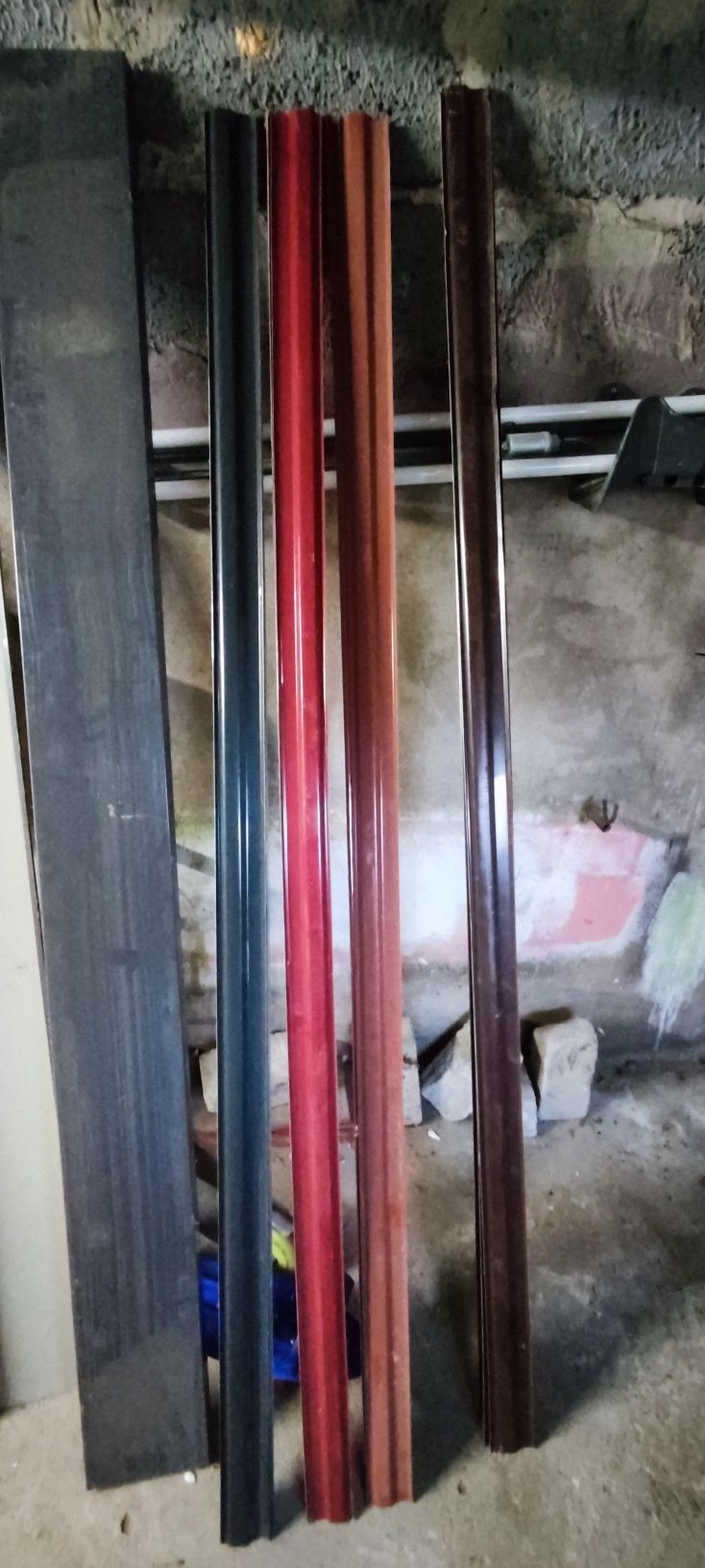 Obróbki dachowe i inne. Stalowe i aluminiowe. Wszystko nowe. W folii.