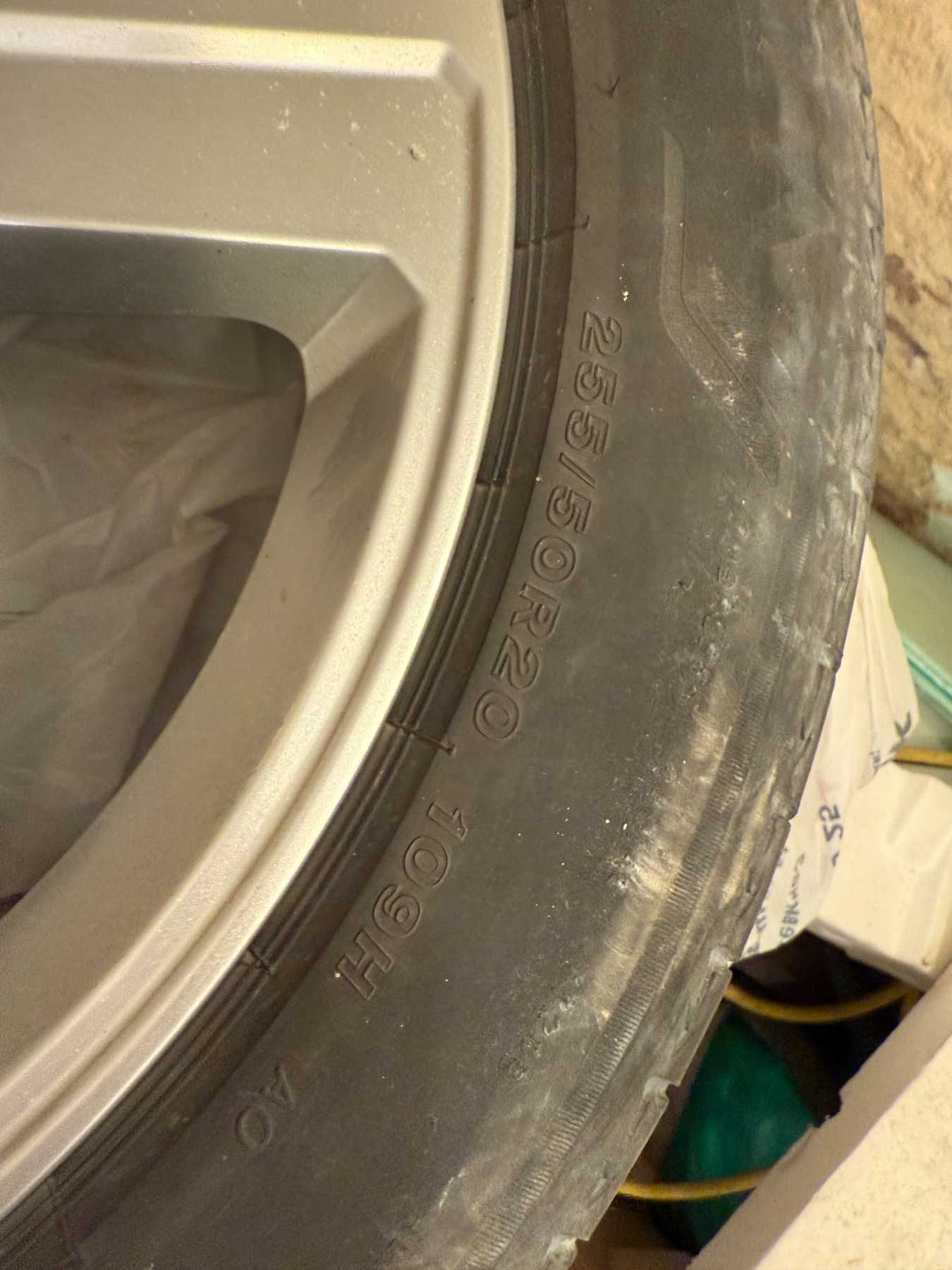 шини Bridgestone літні 255/50 R20