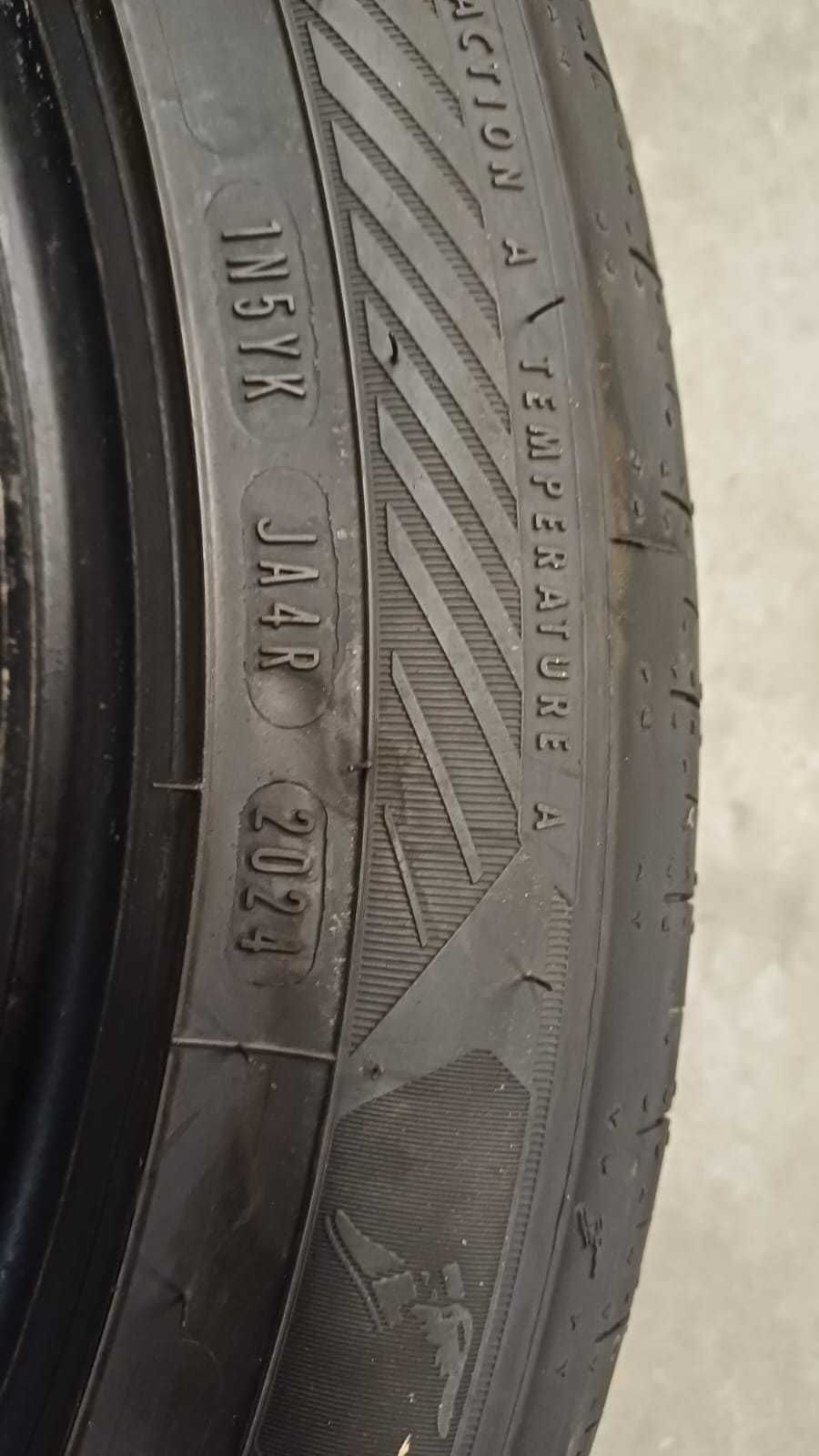 Nowe opony GoodYear Efficient Grip Performance 2, roz. 215/50 R18 92V