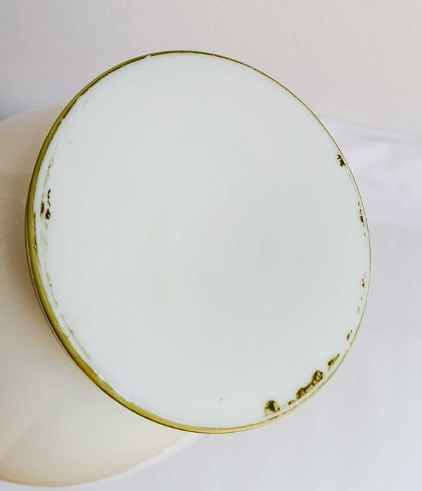 Jarra em Vidro Opalino