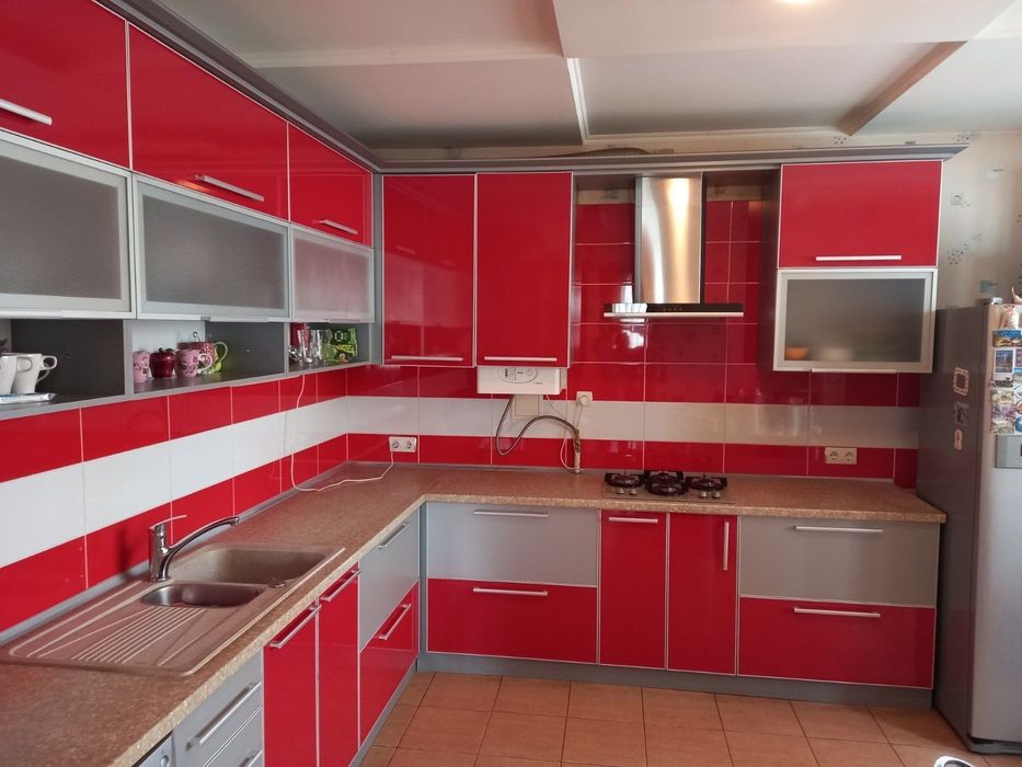 )( Продам 5-К квартиру р-н Північного