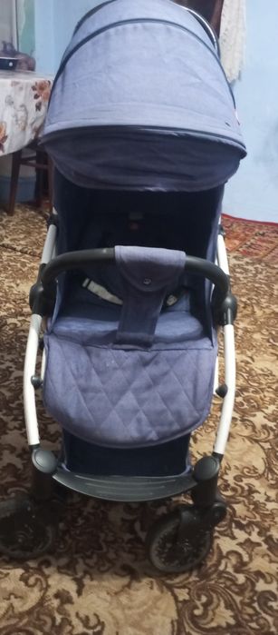 Віддам даром коляску