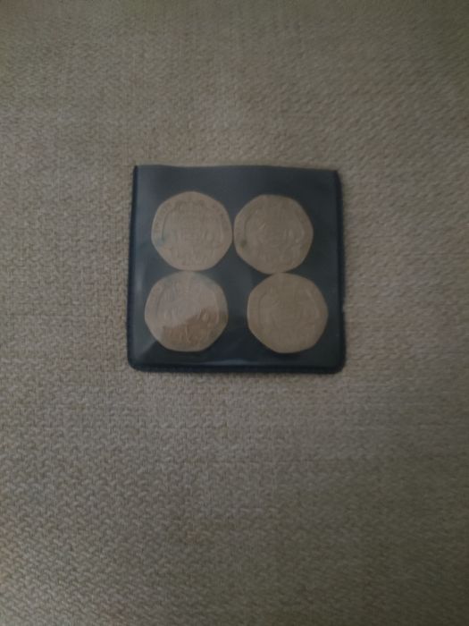 Quatro Moedas da Rainha Elizabeth ll