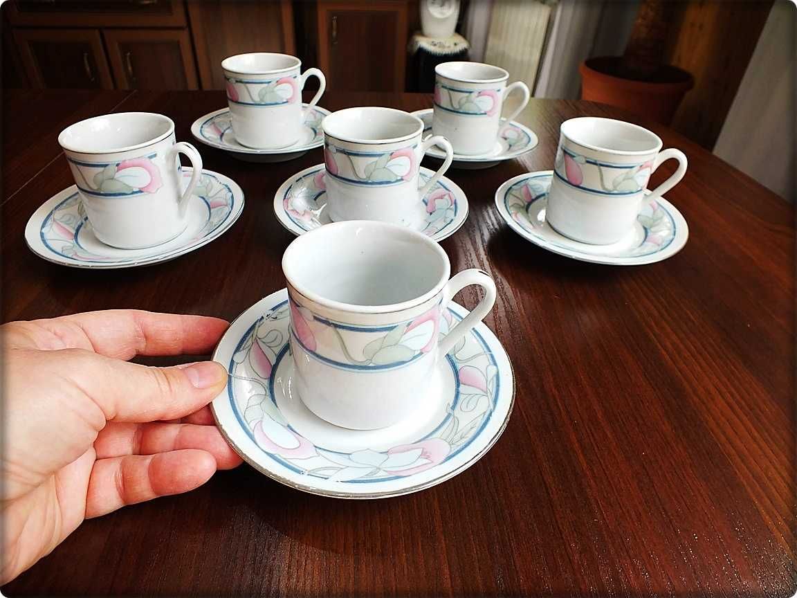 Zestaw dla 6-ściu osób filiżanki i talerzyki Nowe w kartonie z PRL