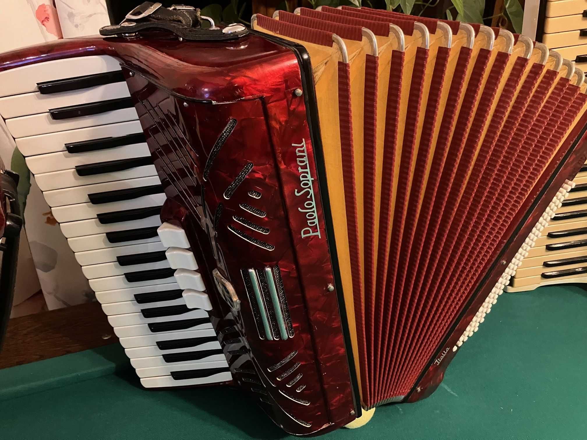Akordeon włoski, Paolo Soprani, 80 basów, 3 chóry