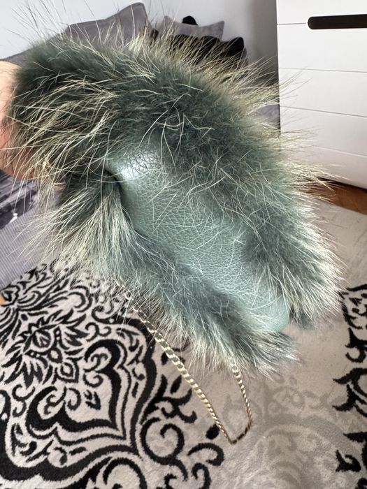 Torebka kolor zielony szmaragdowy futerko naturalne Premium