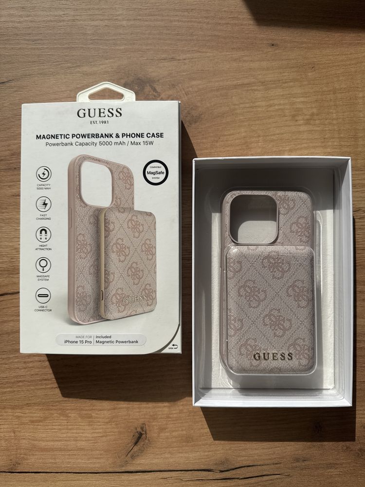 Etui na Iphone 15 pro GUESS Mag Safe różowe w zestawie z powerbankiem