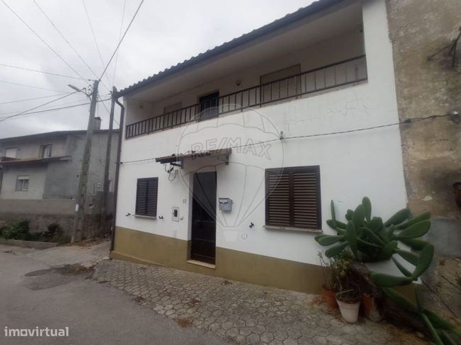 Moradia T2 para venda