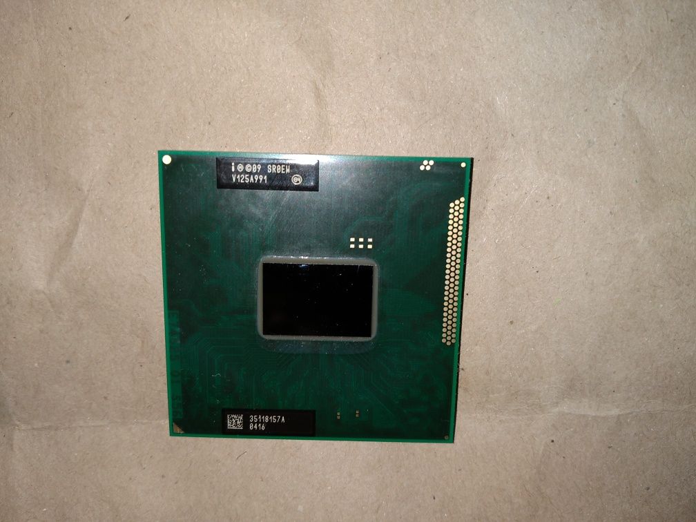 Процессор на ноутбук Celeron B800  1.5GHz, 2 ядра на HM65 чипсет