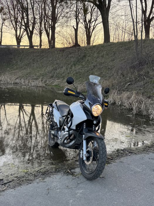 Honda Transalp XL700VA RD13 2007 rok DOBRZE wyposażony DŁUGIE opłaty
